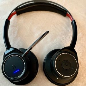 Plantronics Voyager UC B825M Dual Ear Headset with Charge Stand - Black